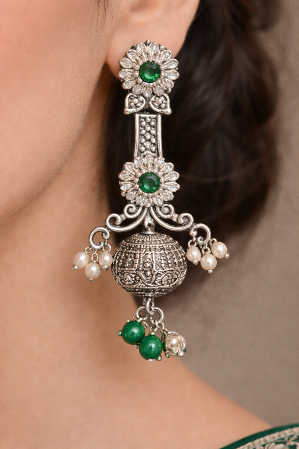 Ruvina Jhumka
