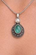 Aarini Aqua Pearl Pendant Set